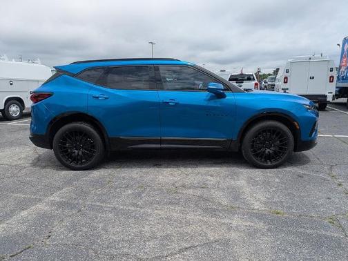 Bright Blue Metallic 2020 Chevrolet Blazer RS