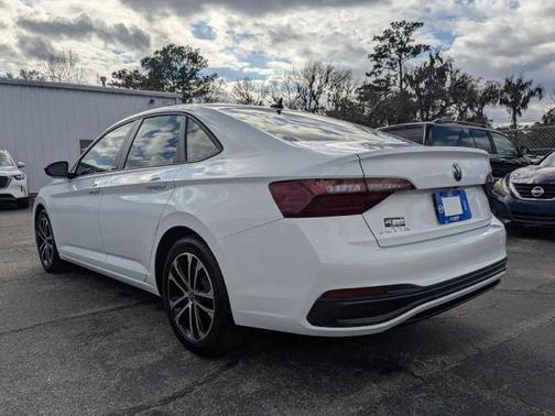 2024 Volkswagen Jetta 1.5T SPORT