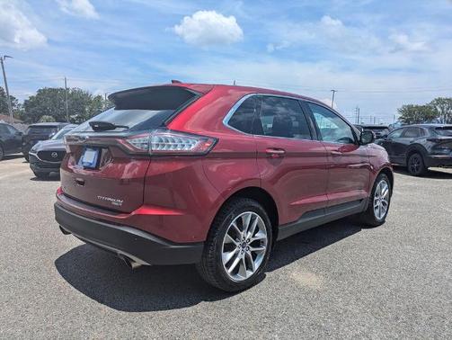 RUBY RED METALLIC TINTED CC 2018 Ford Edge TITANIUM