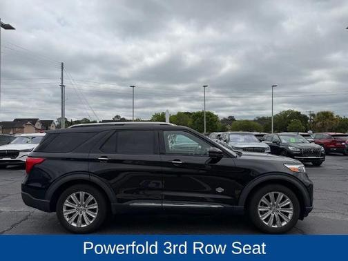 AGATE BLACK METALLIC 2022 Ford Explorer KING RANCH