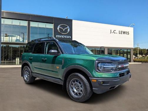 ERUPTION GREEN METALLIC 2024 Ford Bronco Sport BADLANDS