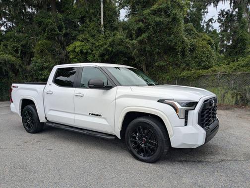 2024 Toyota Tundra SR5