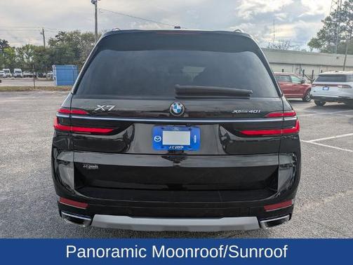 Black Sapphire Metallic 2023 BMW X7 XDRIVE40I