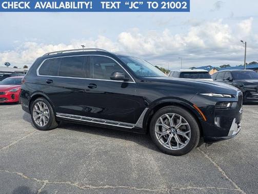 Black Sapphire Metallic 2023 BMW X7 XDRIVE40I