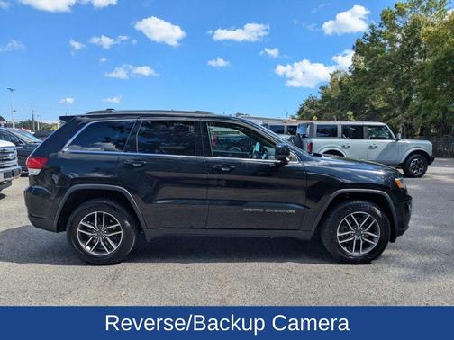 2020 Jeep Grand Cherokee Laredo E