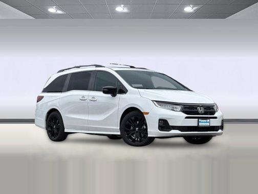 Platinum White Pearl 2026 Honda Odyssey Sport-L