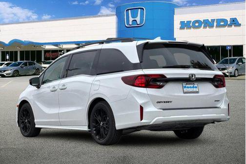 Platinum White Pearl 2026 Honda Odyssey Sport-L