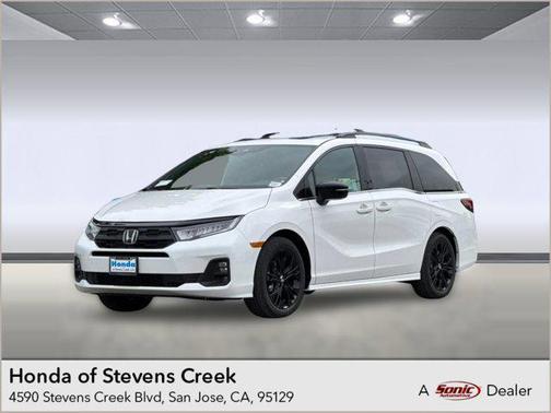 Platinum White Pearl 2026 Honda Odyssey Sport-L