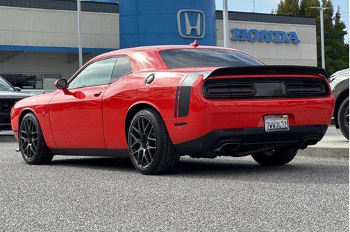 2016 Dodge Challenger R/T Scat Pack