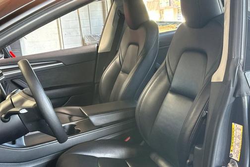 Midnight Silver Metallic 2023 Tesla Model 3 Performance