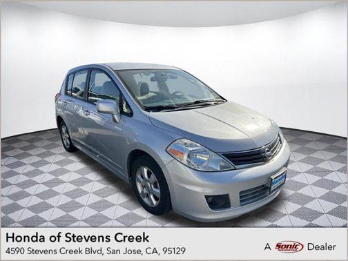 2010 Nissan Versa 1.8 SL