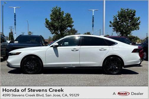 2023 Honda Accord Hybrid Touring