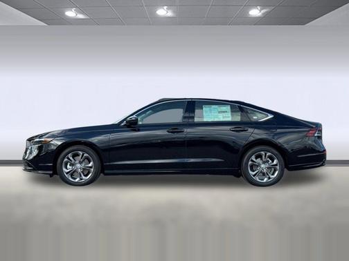 Crystal Black Pearl 2026 Honda Accord Hybrid EX-L