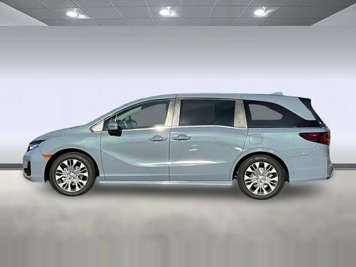 Sonic Gray Pearl 2026 Honda Odyssey Touring