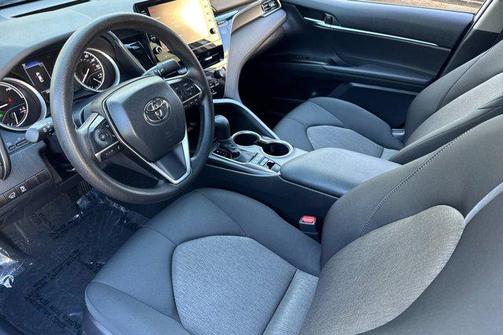 2024 Toyota Camry Hybrid LE