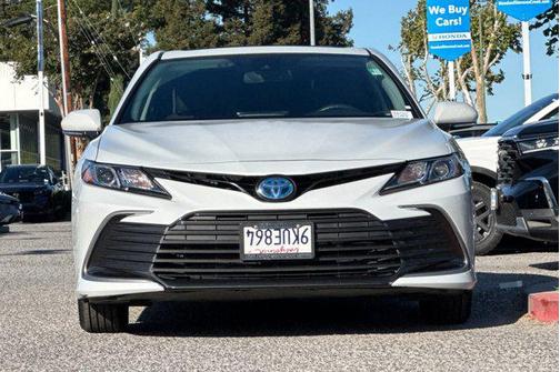 2024 Toyota Camry Hybrid LE