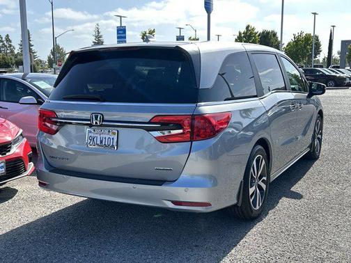 2024 Honda Odyssey Touring