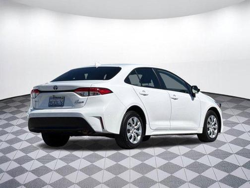 2023 Toyota Corolla Hybrid LE
