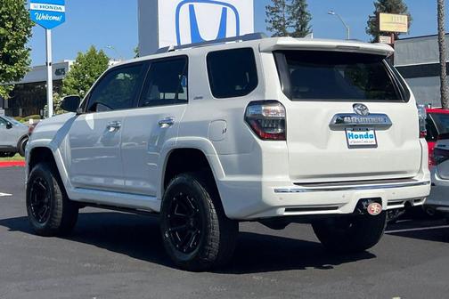 Blizzard Pearl 2017 Toyota 4Runner SR5 Premium