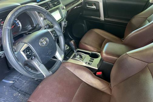 Blizzard Pearl 2017 Toyota 4Runner SR5 Premium