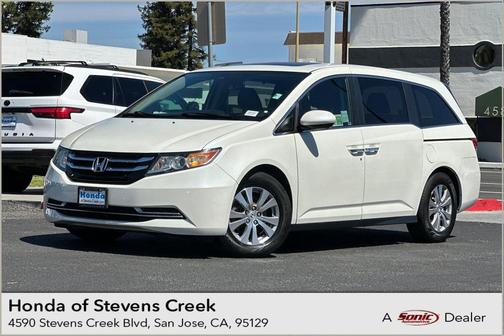 White Diamond Pearl 2017 Honda Odyssey EX-L