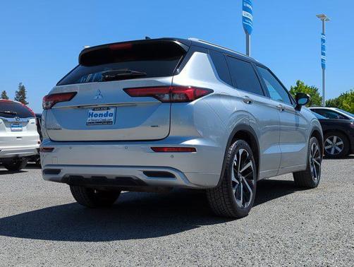 2023 Mitsubishi Outlander SEL 2.5 2WD