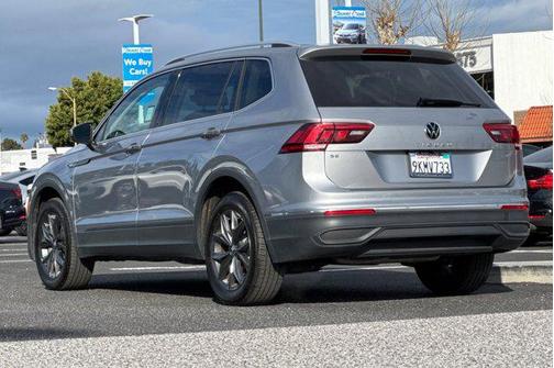 2024 Volkswagen Tiguan 2.0T SE
