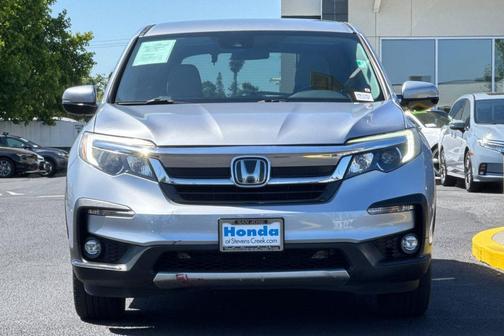 Lunar Silver Metallic 2021 Honda Pilot AWD EX
