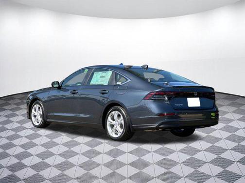 2025 Honda Accord LX 1.5T