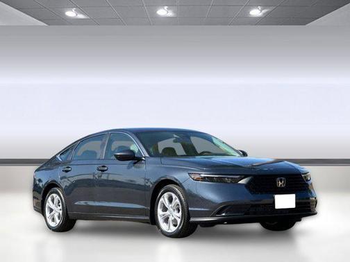 2025 Honda Accord LX 1.5T
