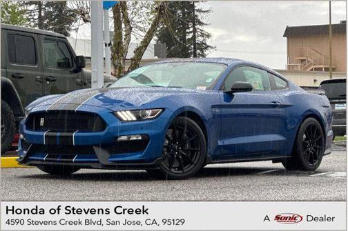 2017 Ford Shelby GT350 Base