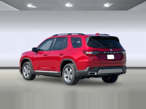Radiant Red Metallic II 2026 Honda Pilot EX-L