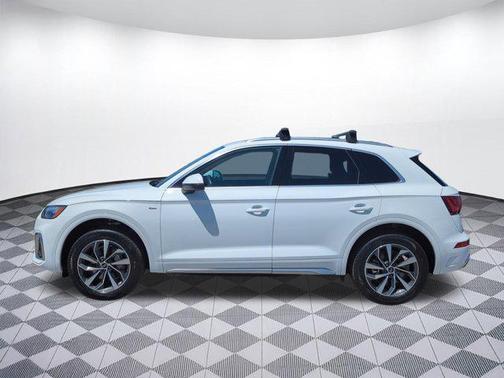 2022 Audi Q5 45 S line Premium Plus