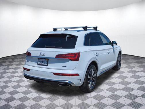 2022 Audi Q5 45 S line Premium Plus