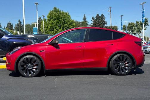 Red Multi-Coat 2022 Tesla Model Y Performance Dual Motor All-Wheel Drive