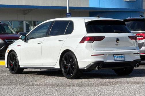 Oryx White Pearl 2022 Volkswagen Golf GTI 1.4T TSI
