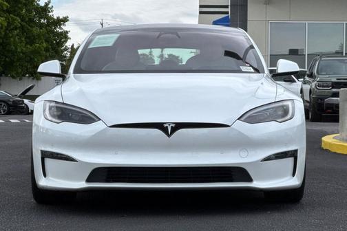 Pearl White Multi-Coat 2023 Tesla Model S Standard Range
