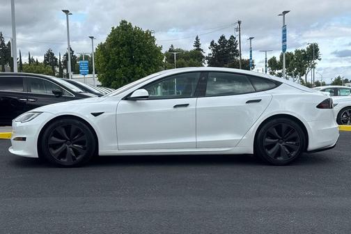 Pearl White Multi-Coat 2023 Tesla Model S Standard Range