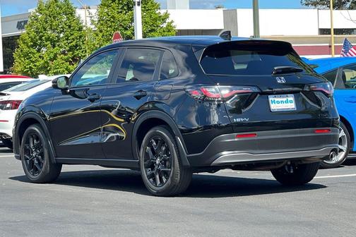 Crystal Black Pearl 2024 Honda HR-V 2WD Sport