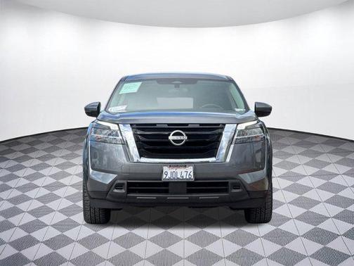 2022 Nissan Pathfinder S 2WD