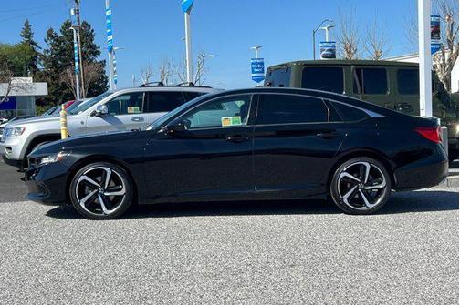 Crystal Black Pearl 2022 Honda Accord Sport SE 1.5T