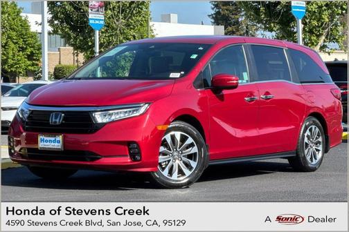 Radiant Red Metallic II 2022 Honda Odyssey EX-L