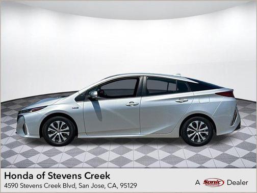 2022 Toyota Prius Prime LE