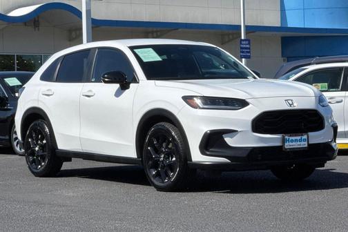 Platinum White Pearl 2023 Honda HR-V 2WD Sport
