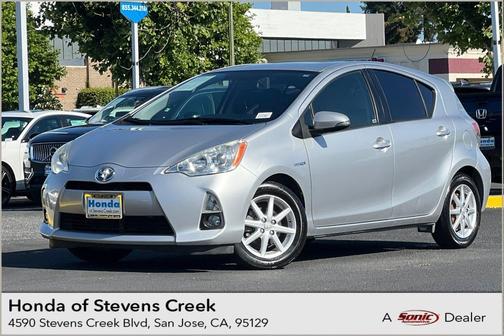 Classic Silver Metallic 2012 Toyota Prius c Four
