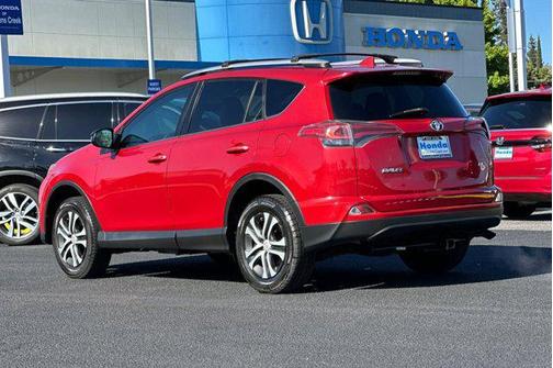 Barcelona Red Metallic 2016 Toyota RAV4 LE