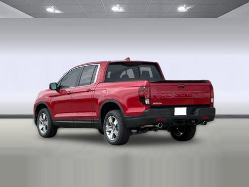 Radiant Red Metallic II 2026 Honda Ridgeline RTL