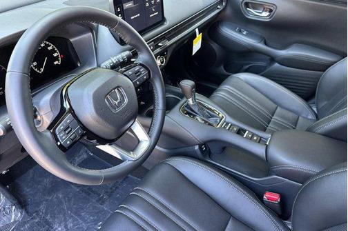 Urban Gray Pearl 2027 Honda HR-V EX-L