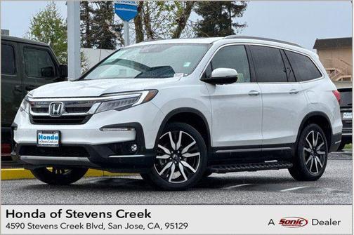 Platinum White Pearl 2022 Honda Pilot Touring 8-Passenger
