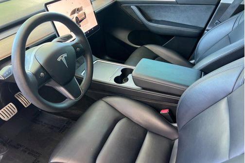 Pearl White Multi-Coat 2022 Tesla Model Y Performance Dual Motor All-Wheel Drive